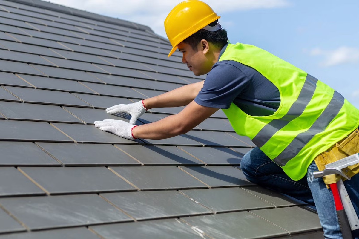 Top 10 Roof Maintenance Tips for Portland Homeowners hero image